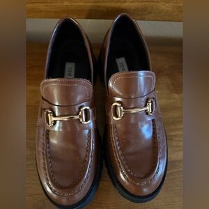 Steve Madden Tan Loafers with Gold Accent